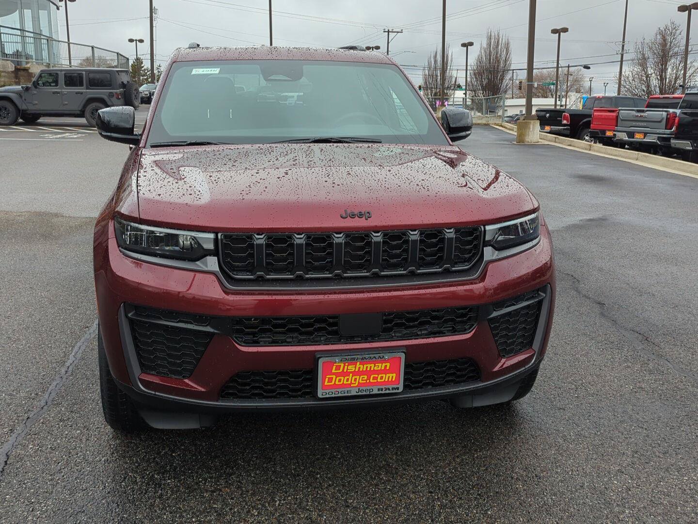 New 2026 Jeep Grand Cherokee Altitude AWD/4WD image 2