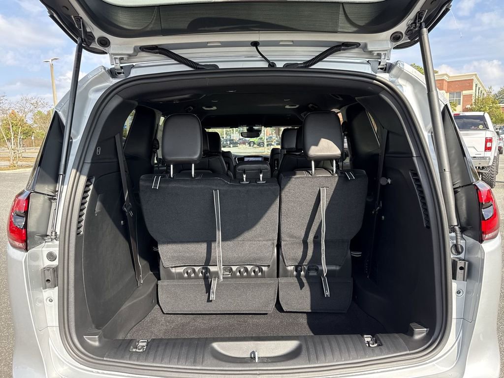 New 2026 Chrysler Pacifica Select image 31