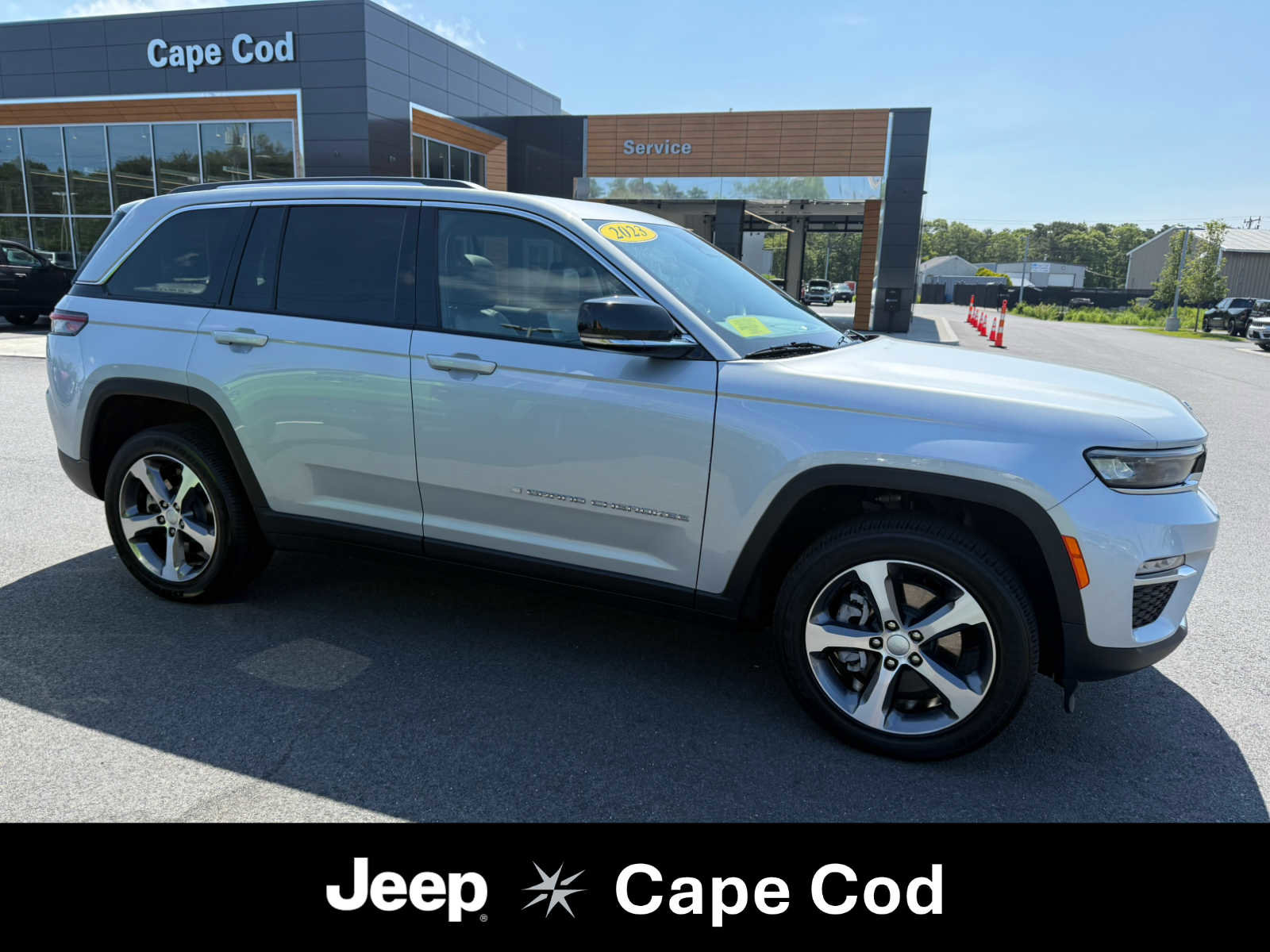 Used 2023 Jeep Grand Cherokee 4WD 4xe