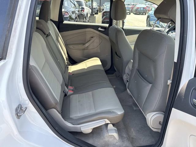Used 2016 Ford Escape SE FWD image 11
