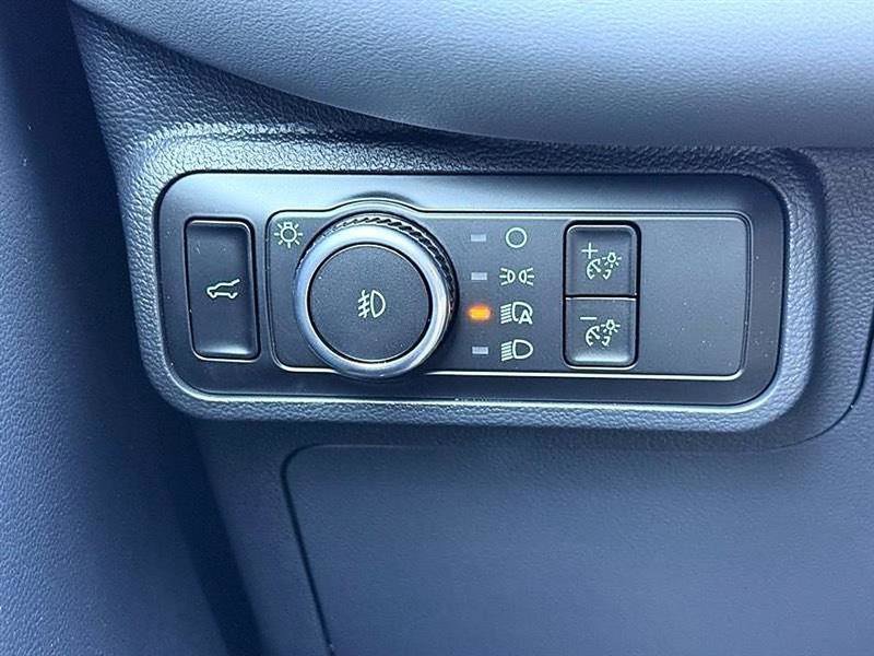 Used 2026 Ford Explorer Active w/ Active Comfort Package image 39