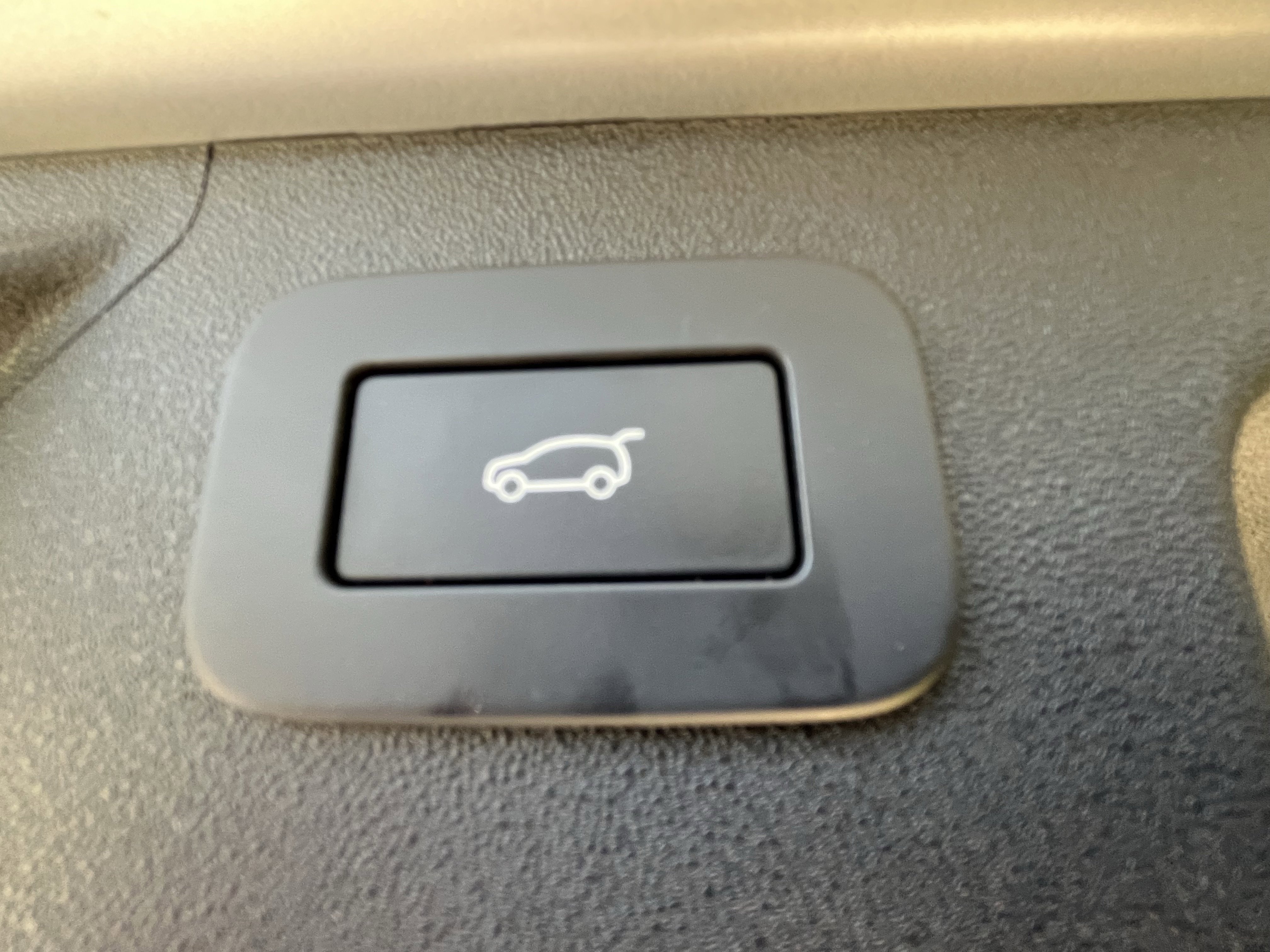 Certified 2025 Land Rover Discovery Sport Dynamic SE image 35