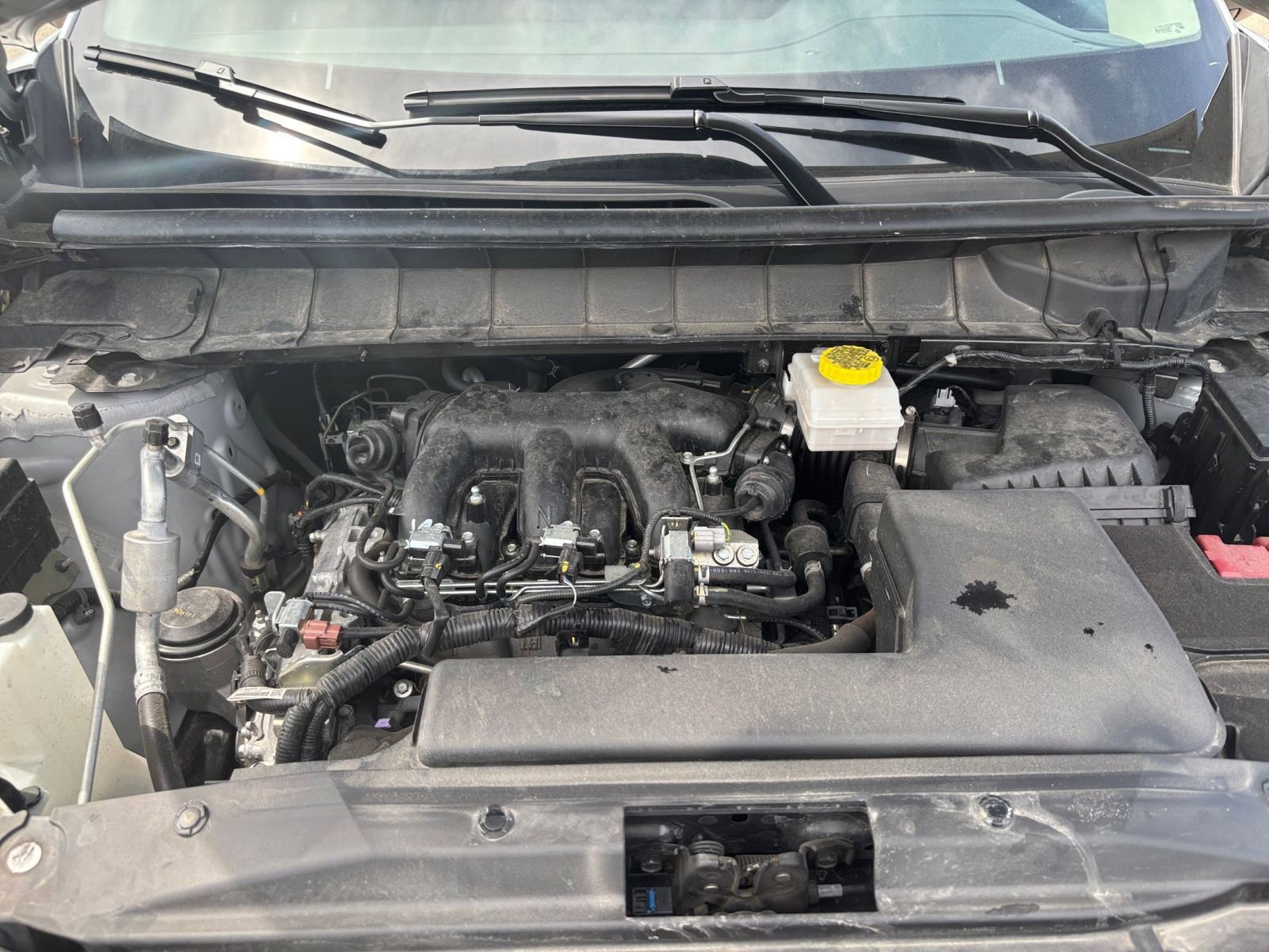 Used 2025 Nissan Pathfinder SV FWD image 35