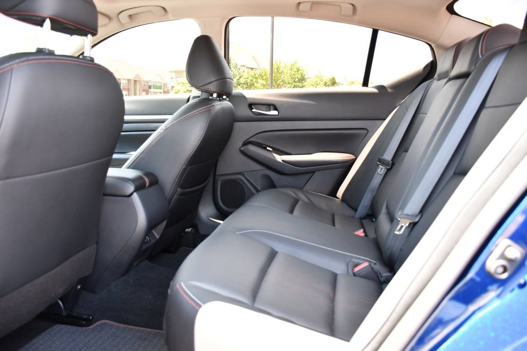 Used 2024 Nissan Altima 2.5 SR w/ SR Premium Package FWD image 21