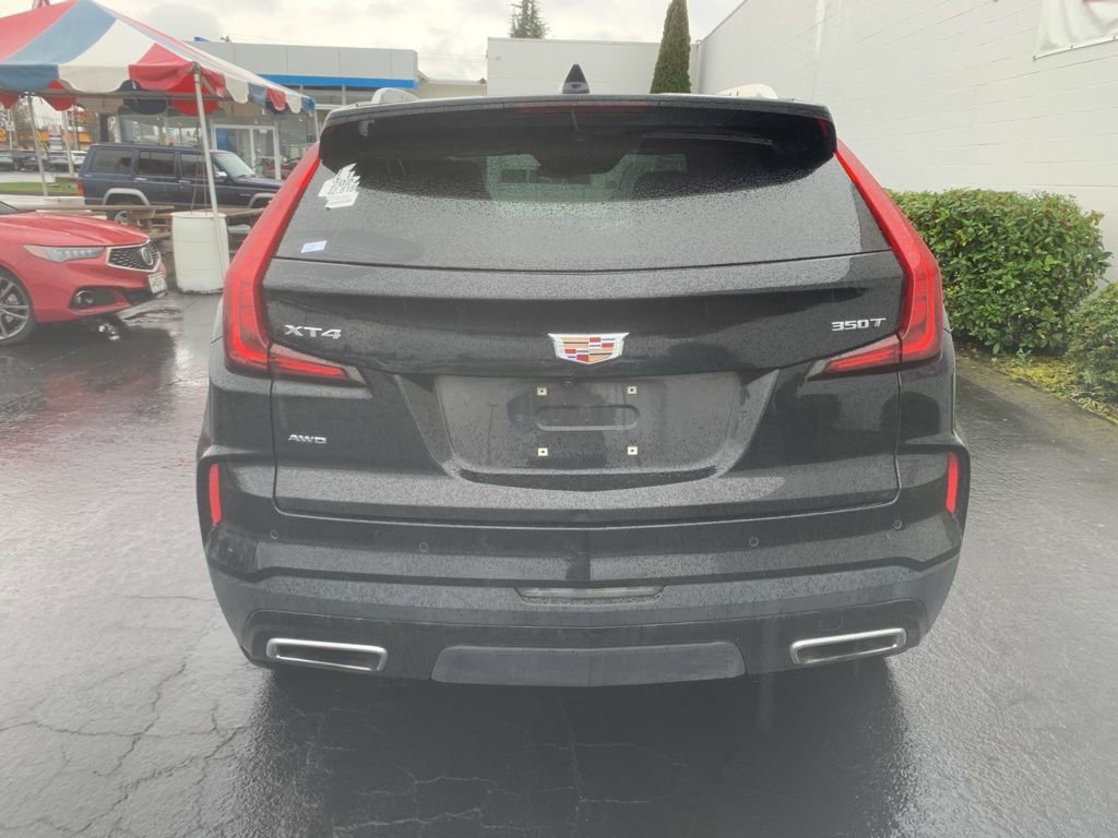 Used 2024 Cadillac XT4 Premium Luxury image 3