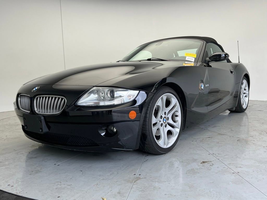 Used 2005 BMW Z4 3.0i RWD image 2