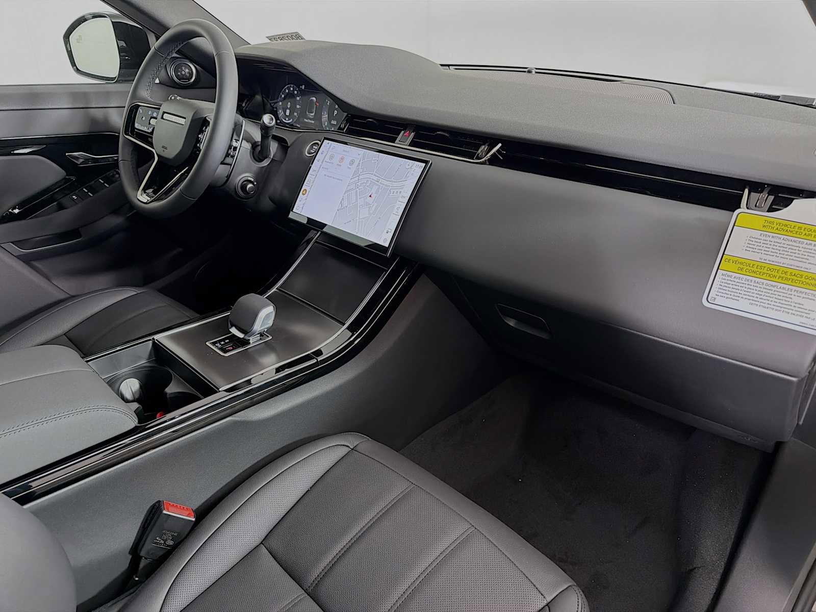 New 2026 Land Rover Range Rover Evoque Dynamic SE AWD/4WD image 30