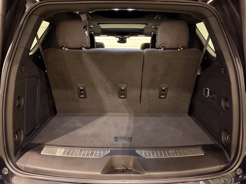 Used 2023 Chevrolet Tahoe Premier w/ Texas Edition RWD image 11