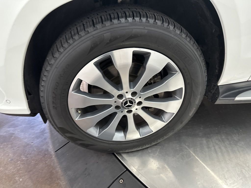 Used 2018 Mercedes-Benz GLS 450 4MATIC image 36