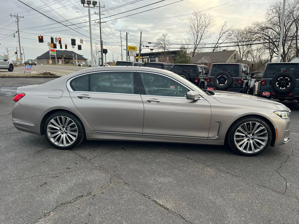 Used 2021 BMW 750i xDrive w/ Executive Package AWD/4WD image 5