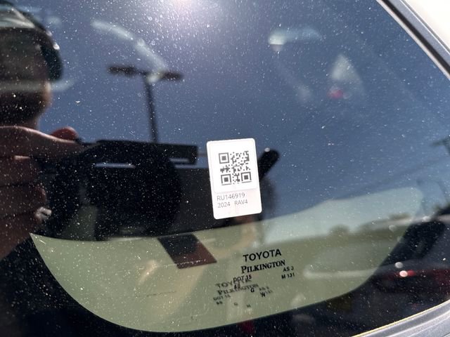 Used 2024 Toyota RAV4 XLE AWD/4WD image 12