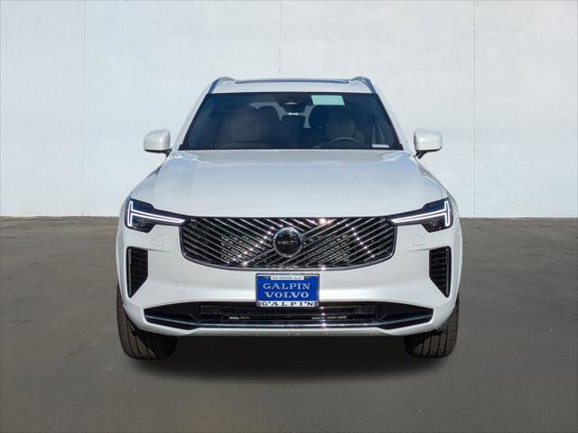 New 2026 Volvo XC90 B6 Core image 4