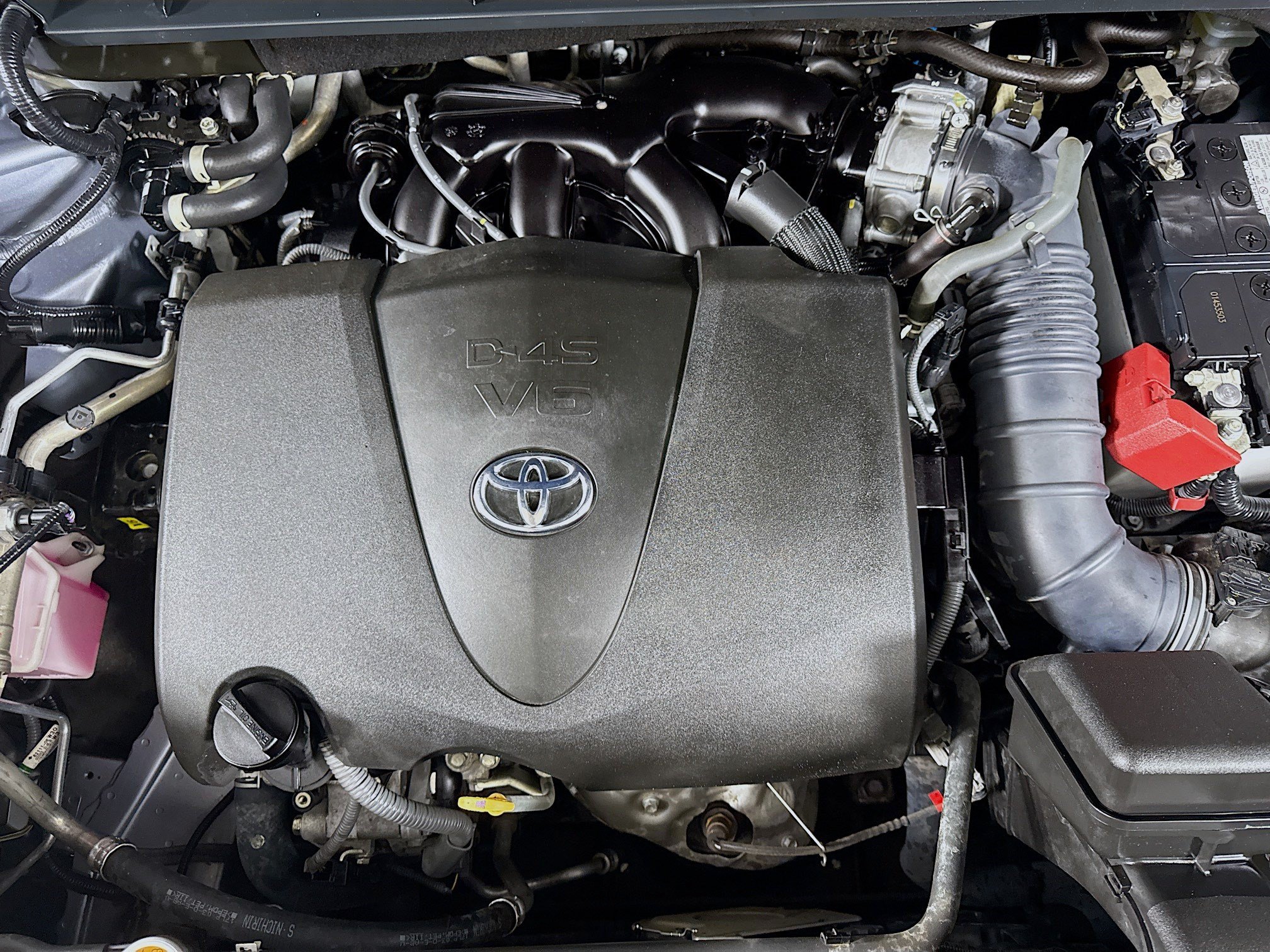 Used 2021 Toyota Highlander LE FWD image 39