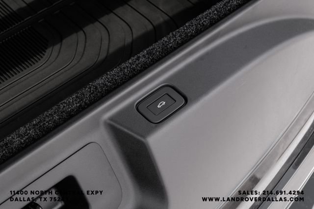 New 2026 Land Rover Range Rover Long Wheelbase SE AWD/4WD image 57
