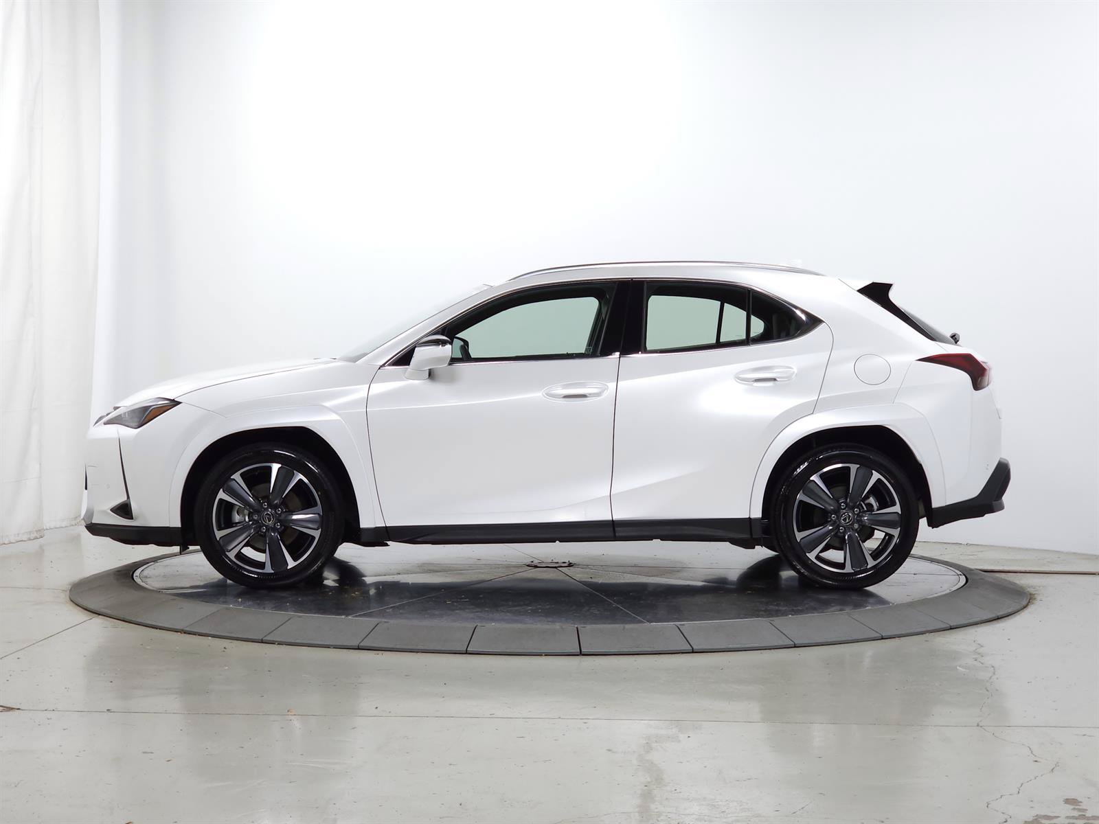 Certified 2025 Lexus UX 300h AWD w/ Cold Area Package image 5