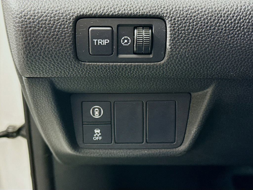 Certified 2018 Honda Accord EX image 10
