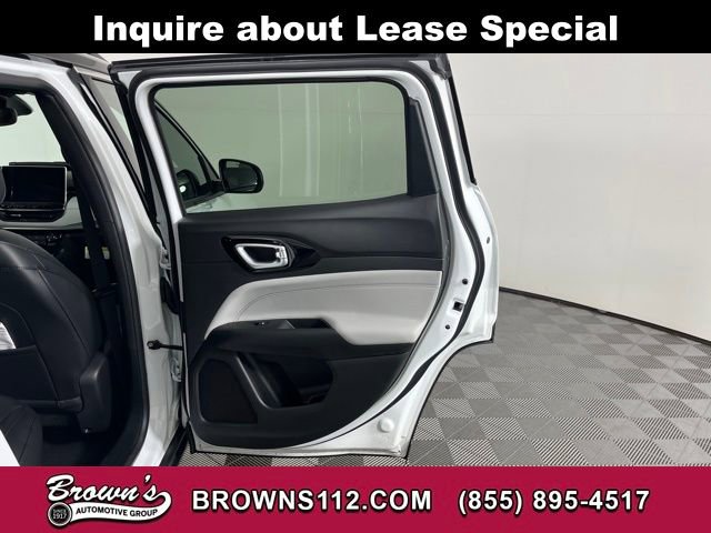 Used 2026 Jeep Compass Limited image 43
