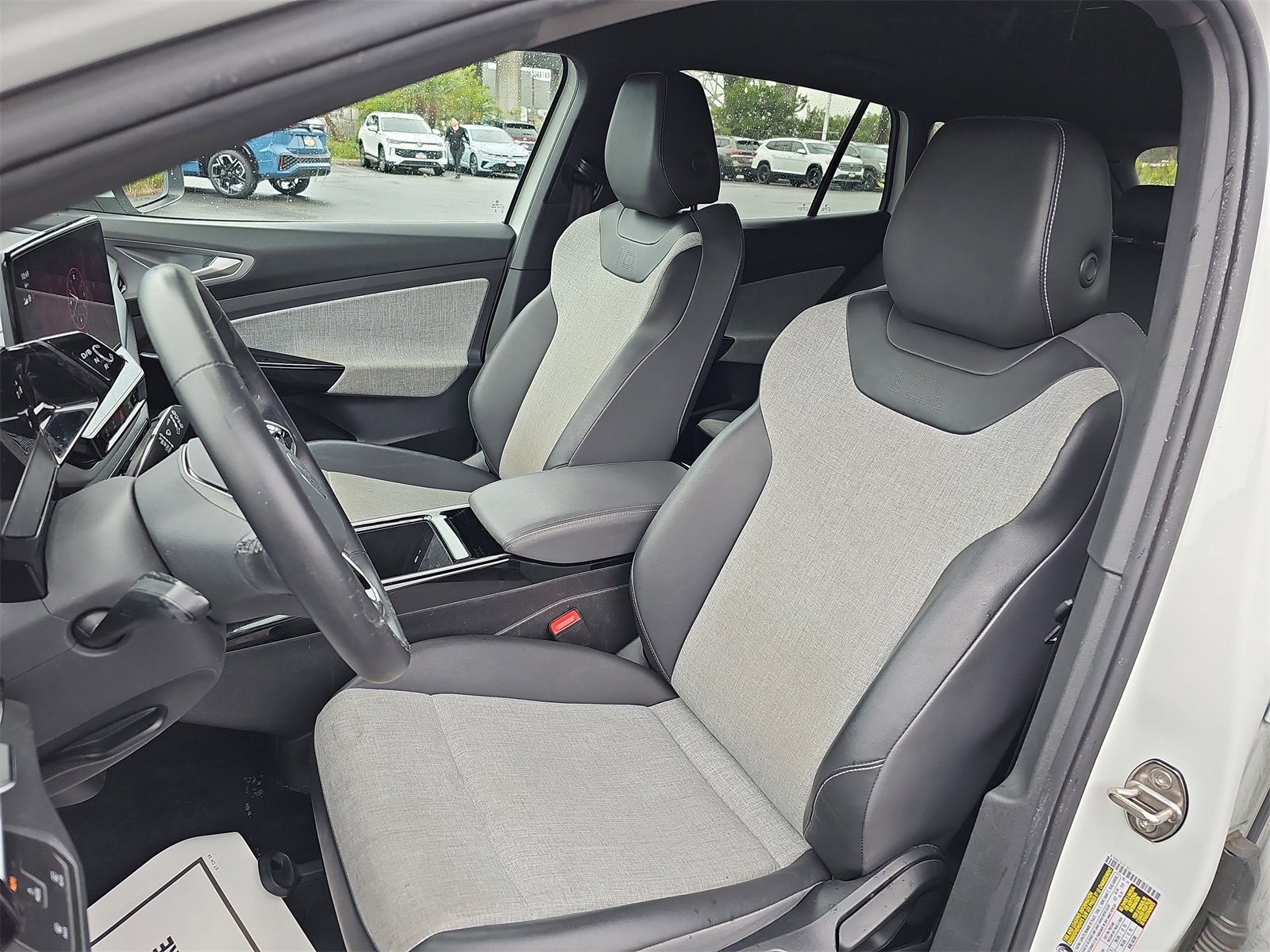 Used 2023 Volkswagen ID.4 2WD image 13