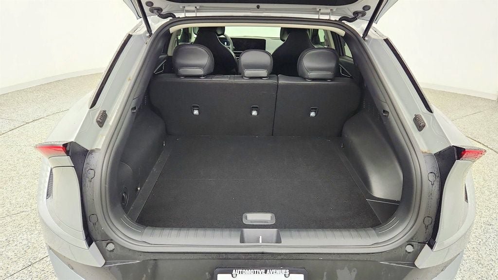 Used 2025 Kia EV6 Light w/ Light LR Technology Package RWD image 20