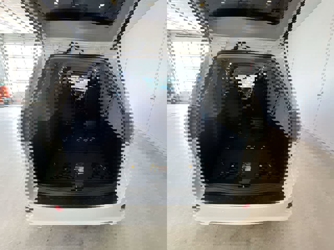 Used 2020 Toyota Sienna SE w/ SE Preferred Package image 25