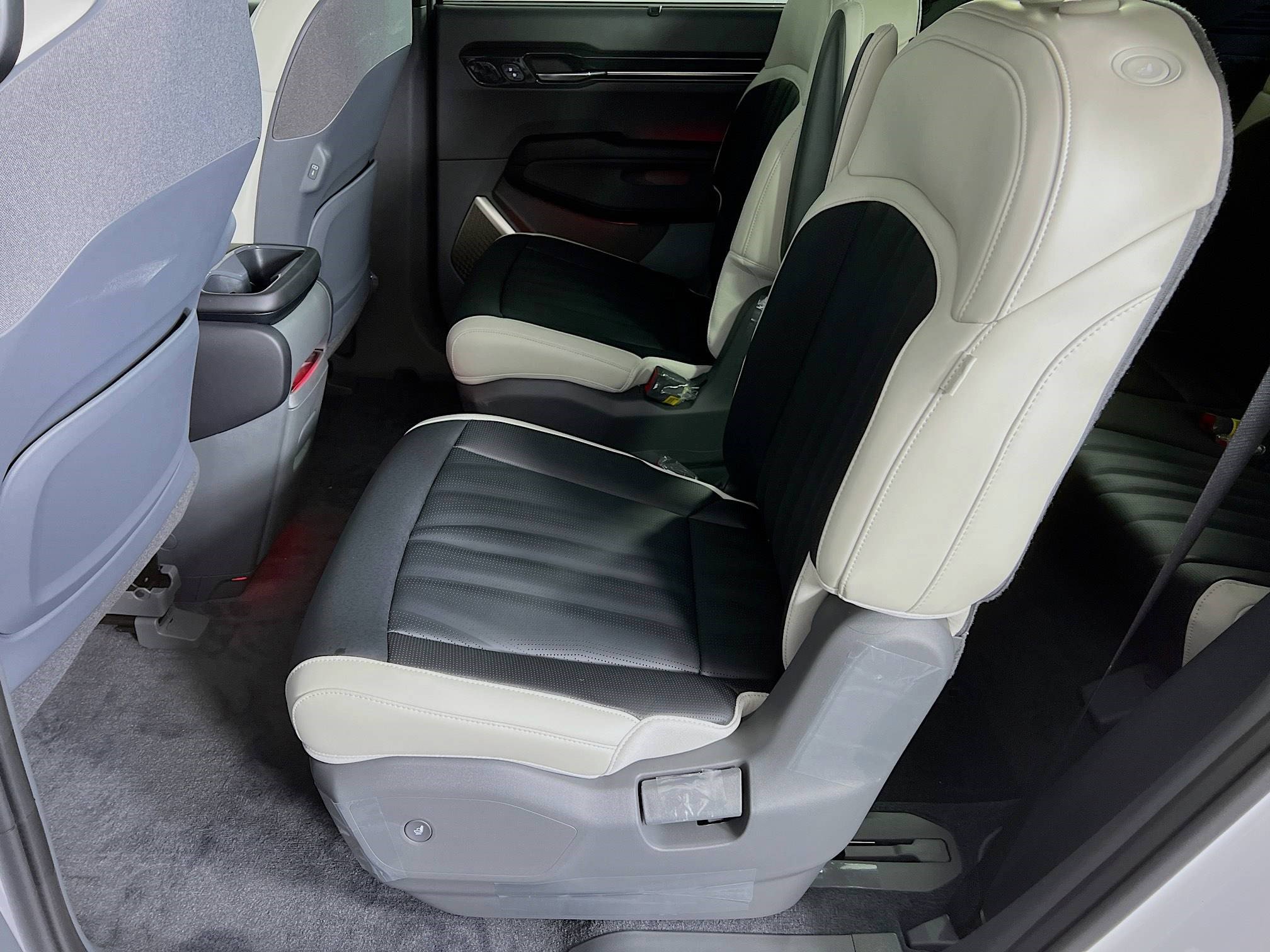 New 2026 Kia EV9 GT-Line image 5