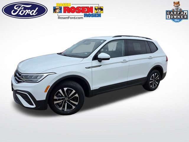 Used 2024 Volkswagen Tiguan S image 1