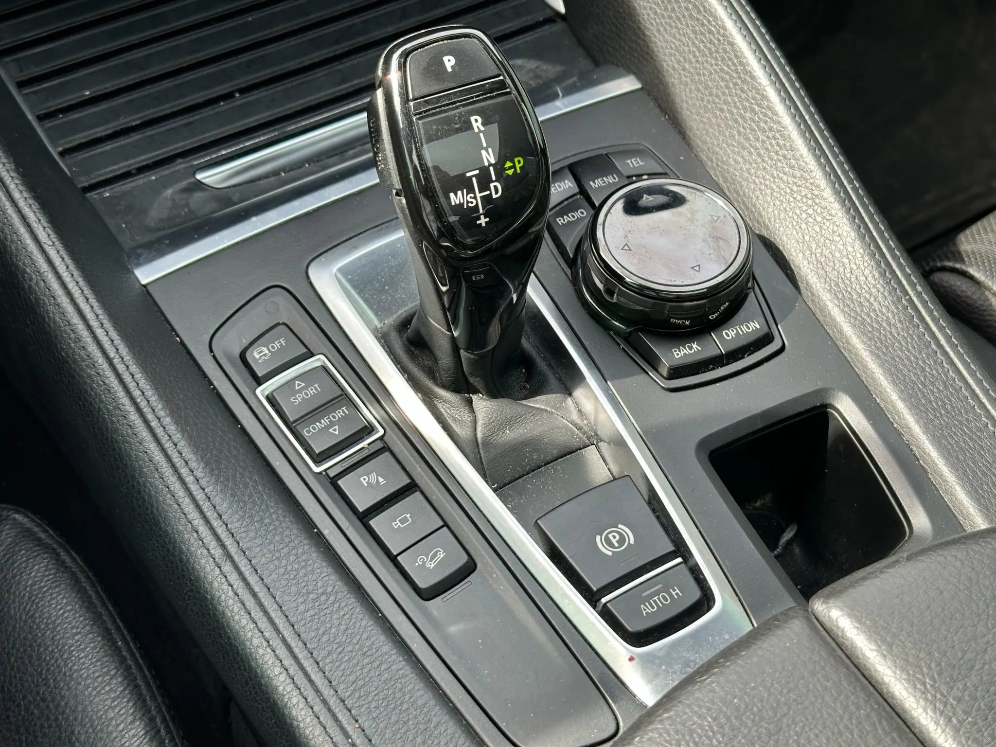 Used 2015 BMW X6 xDrive50i image 50