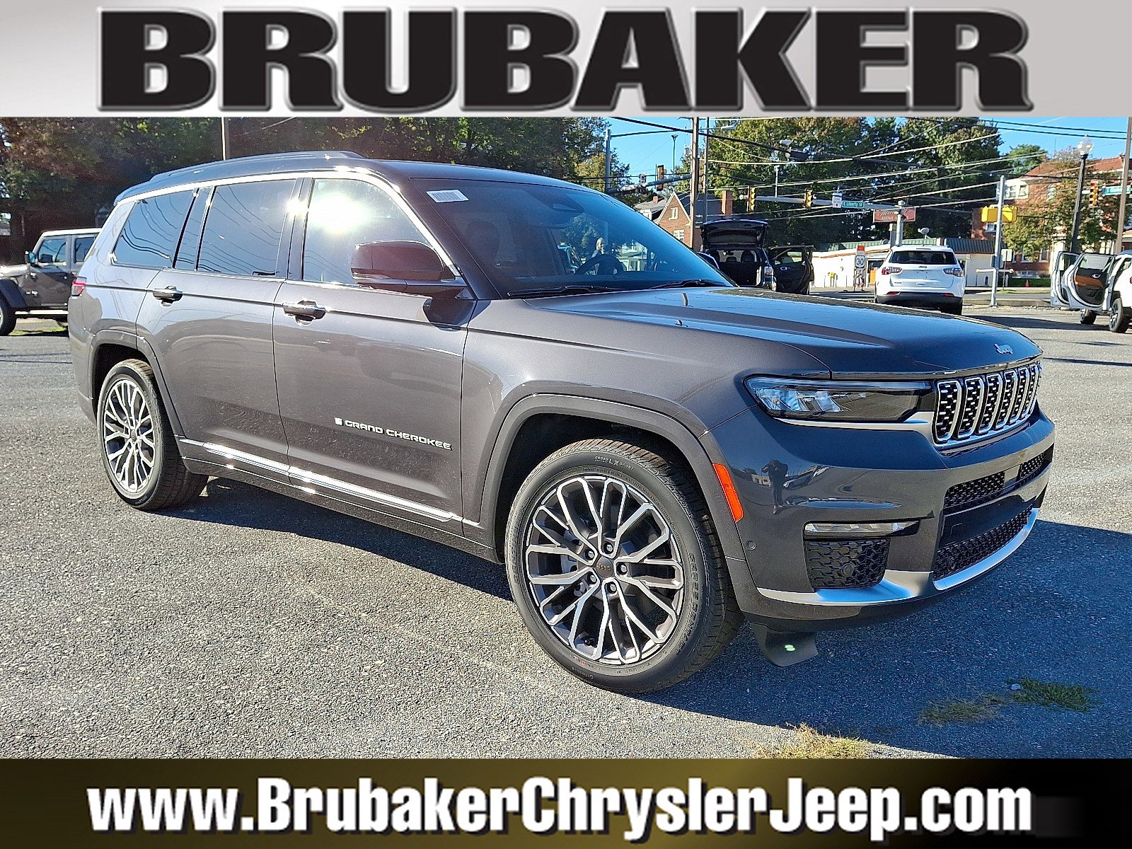 New 2025 Jeep Grand Cherokee L Summit image 1