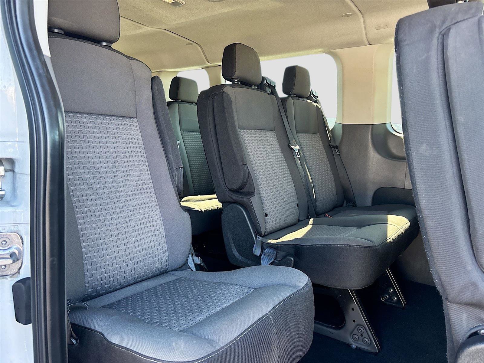 Used 2023 Ford Transit 350 XLT image 38