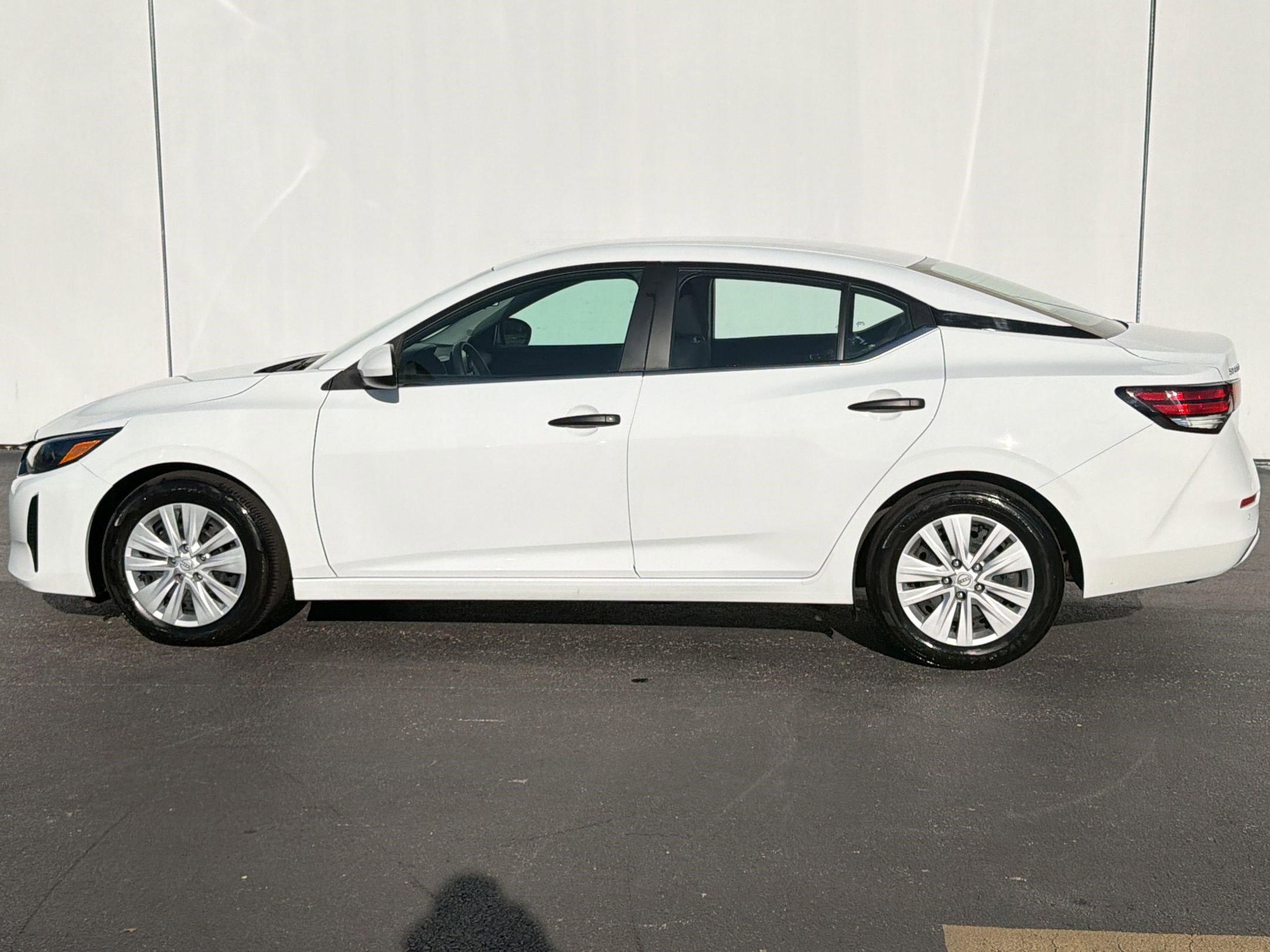 Used 2025 Nissan Sentra S image 2