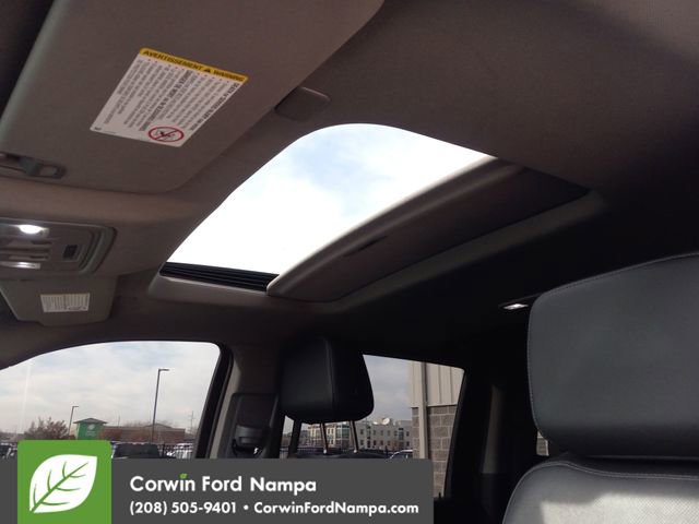 Used 2023 GMC Sierra 2500 SLT w/ SLT Premium Package image 23