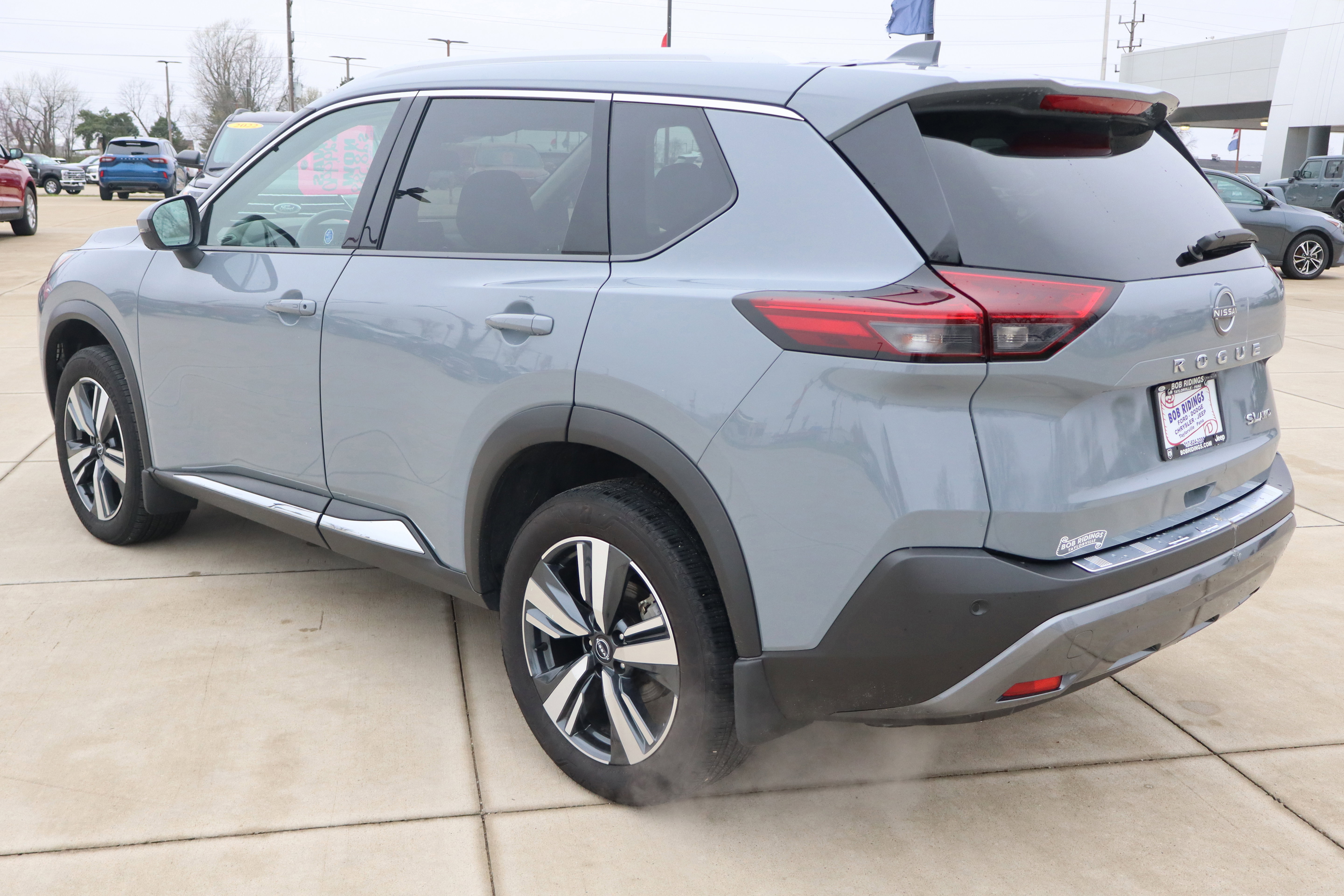 Used 2023 Nissan Rogue SL image 7