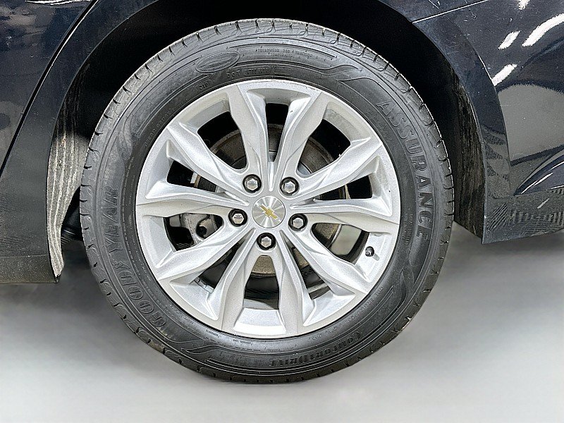 Used 2023 Chevrolet Malibu LT FWD image 30