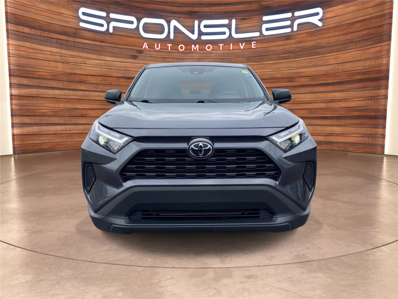 Used 2025 Toyota RAV4 LE image 9