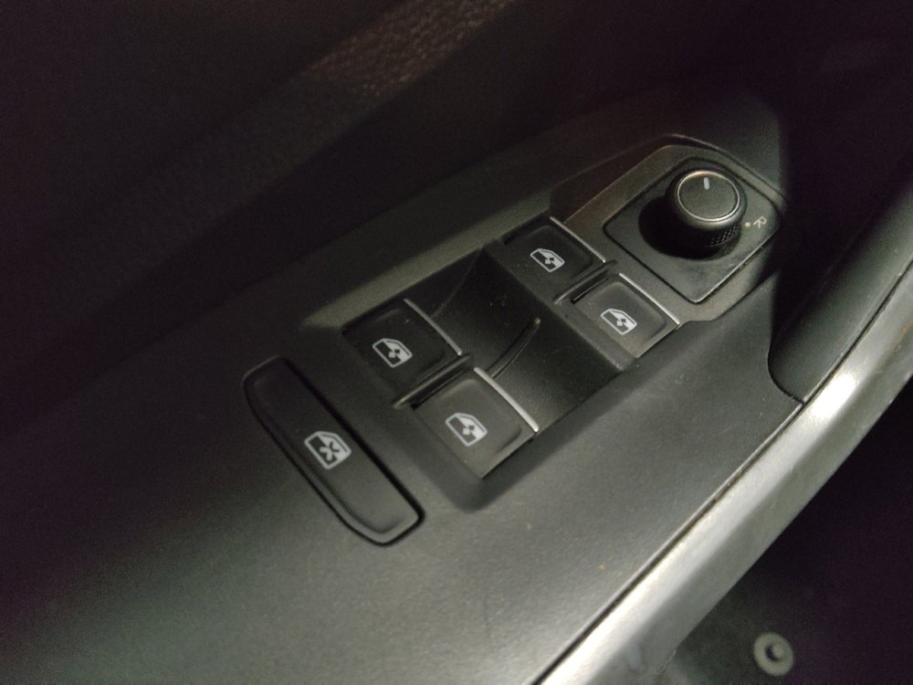 Used 2021 Volkswagen Jetta S image 27