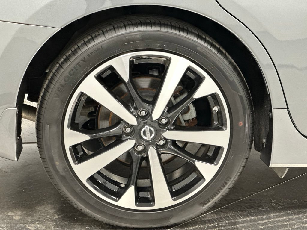 Used 2018 Nissan Altima 2.5 SR FWD image 23