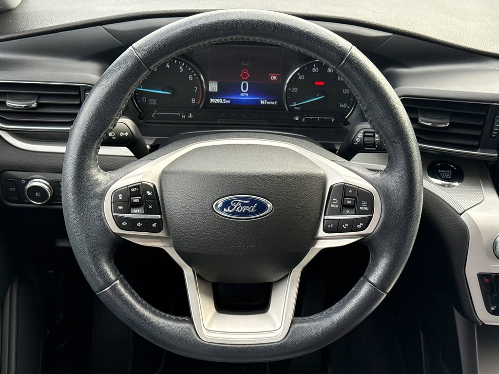 Used 2022 Ford Explorer XLT w/ Equipment Group 202A image 15