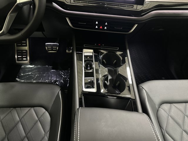 New 2026 Volkswagen Atlas SEL Premium R-Line image 34