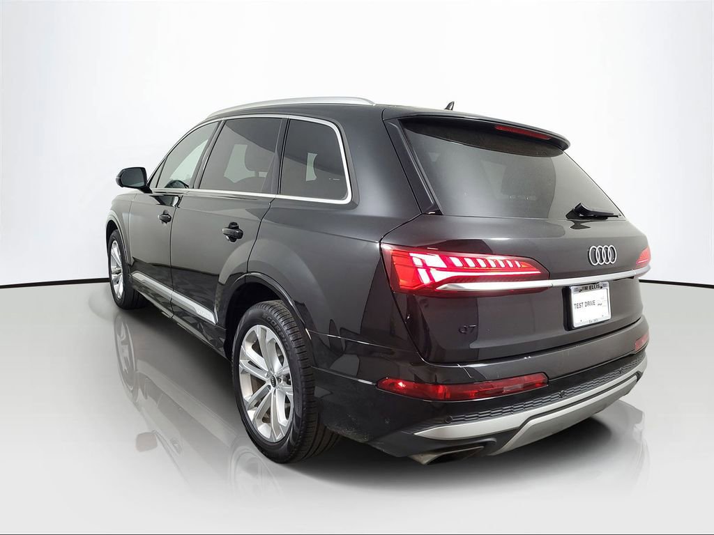 Used 2025 Audi Q7 2.0T Premium w/ Convenience Package image 4