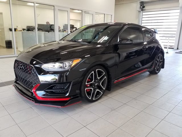 Used 2020 Hyundai Veloster N w/ Performance Package FWD image 2