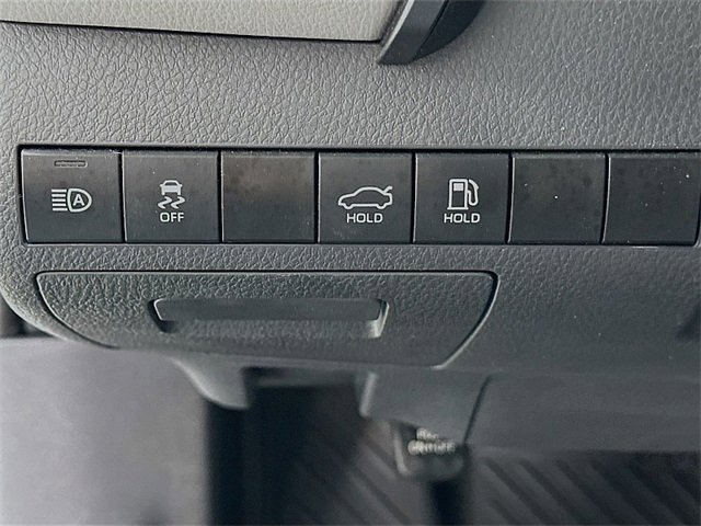 Used 2023 Toyota Camry LE FWD image 10