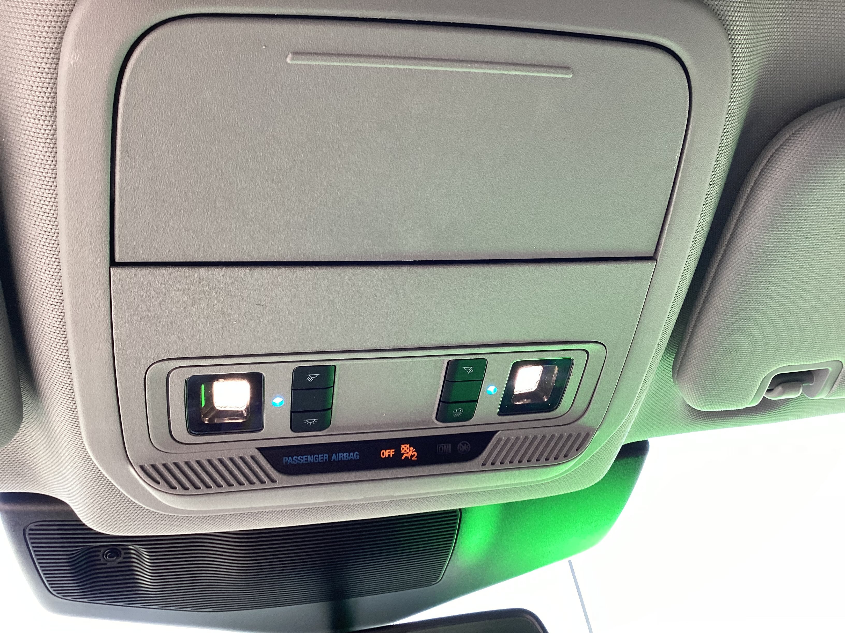 Used 2023 Ford Explorer XLT w/ Equipment Group 202A AWD/4WD image 17