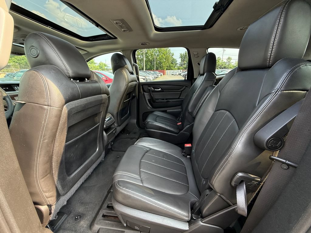 Used 2017 Chevrolet Traverse Premier AWD/4WD image 24