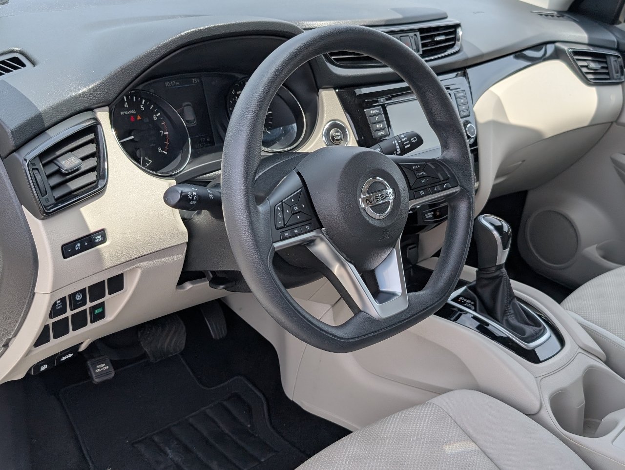Used 2019 Nissan Rogue Sport SV FWD image 14