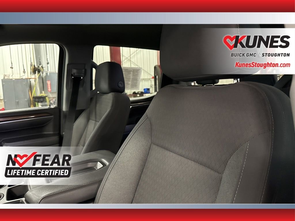 Used 2025 Chevrolet Silverado 1500 LT image 25