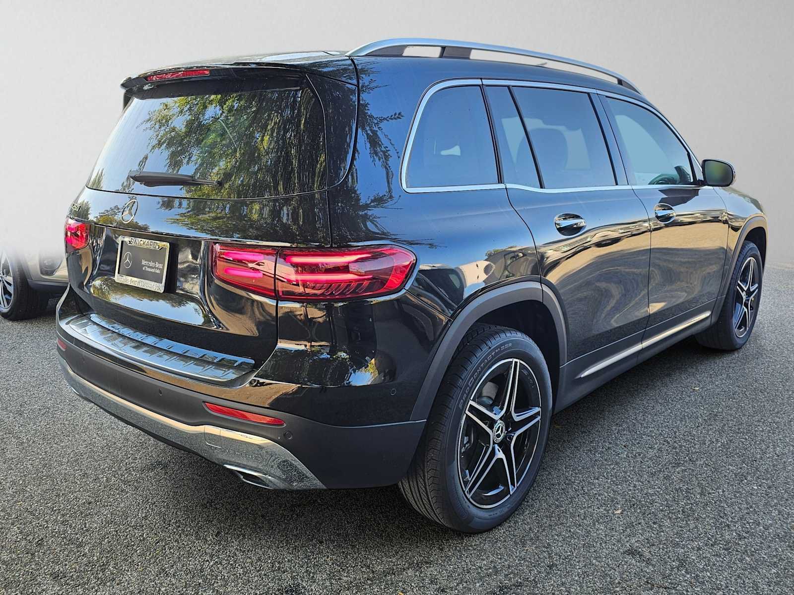 New 2026 Mercedes-Benz GLB 250 image 3