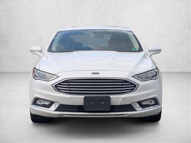 Used 2017 Ford Fusion Energi SE FWD image 2