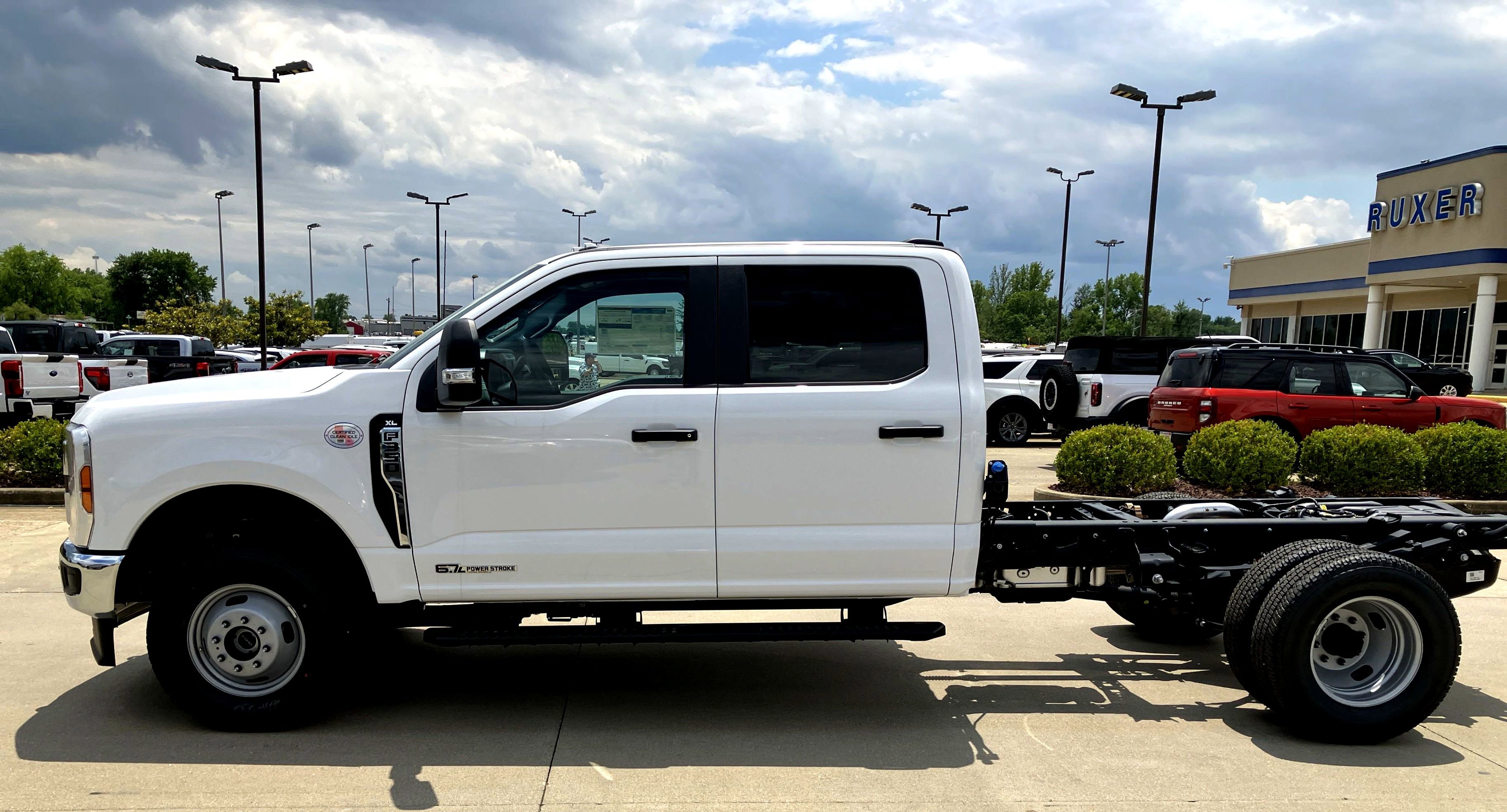 New 2025 Ford F350 XL w/ XL Chrome Package image 2