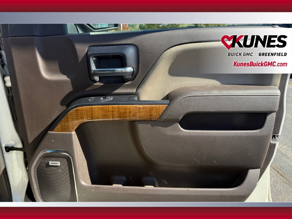 Used 2014 GMC Sierra 1500 SLT w/ SLT Crew Cab Value Package AWD/4WD image 17