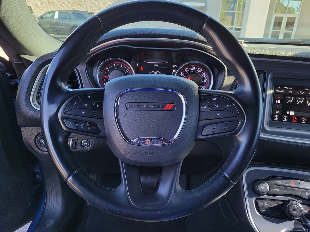 Used 2020 Dodge Challenger SXT image 13